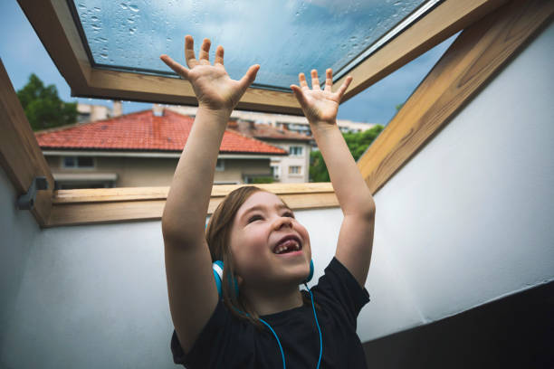 TOP OPENING WINDOW OF UPVC